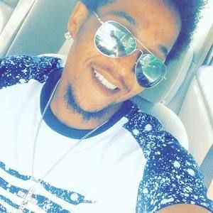 Meet your Posher, Devin